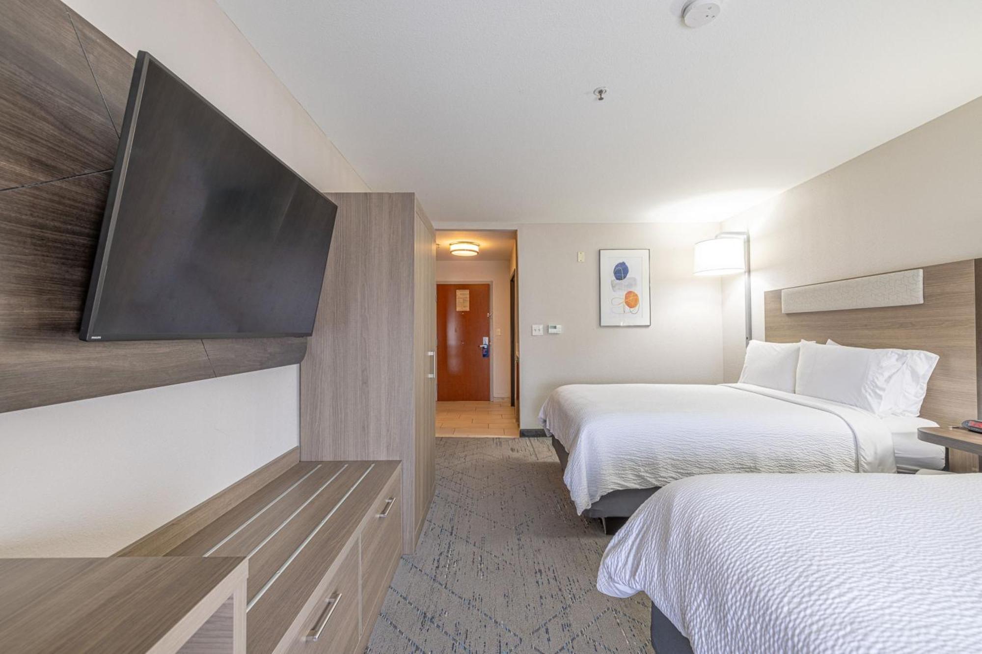 Holiday Inn Express & Suites College Station By Ihg Exterior foto